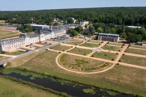 Vue aérienne château des vaux