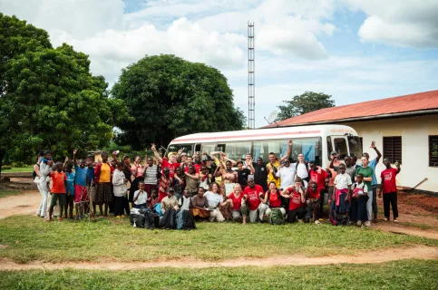 Photo de groupe des jeunes de l'AESI Tanzanie
