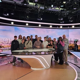 Jeunes à la fondation TF1